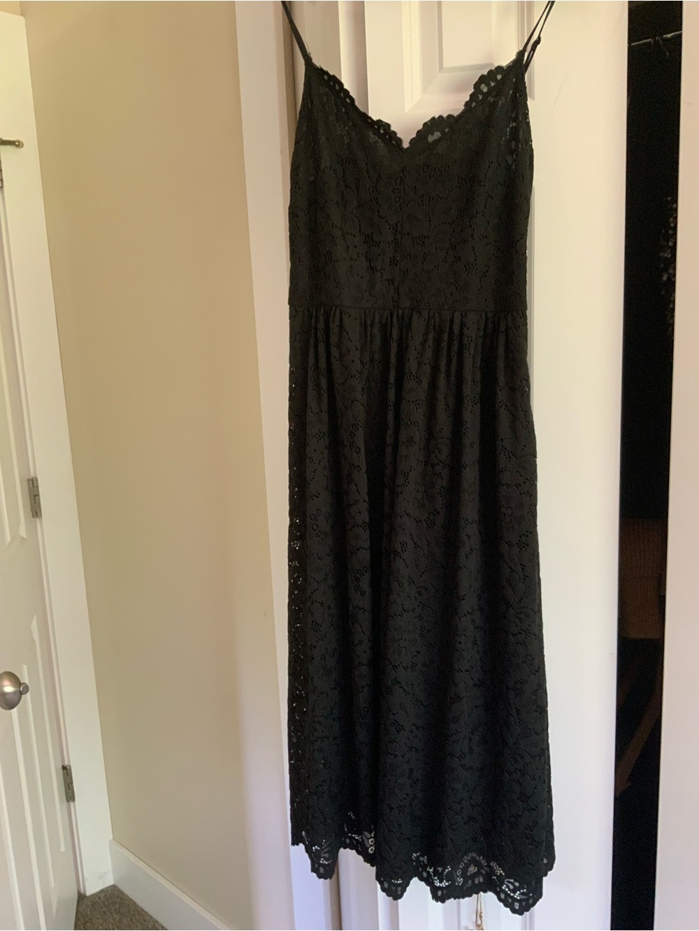 Express Black Lace Midi Dress